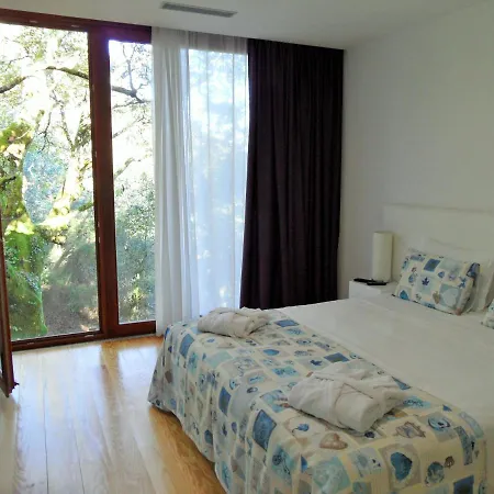 Casa de Férias Casa Com Piscina Privada E Jacuzzi No Geres Pandoses
