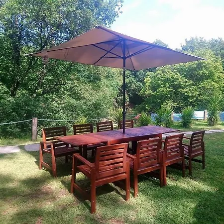 Casa de Férias Casa Com Piscina Privada E Jacuzzi No Geres