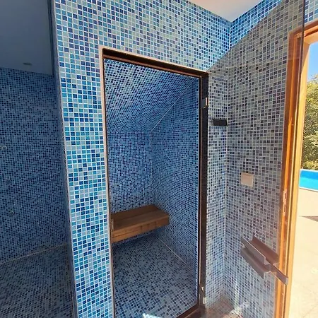 Casa Com Piscina Privada E Jacuzzi No Geres Ferienhaus *